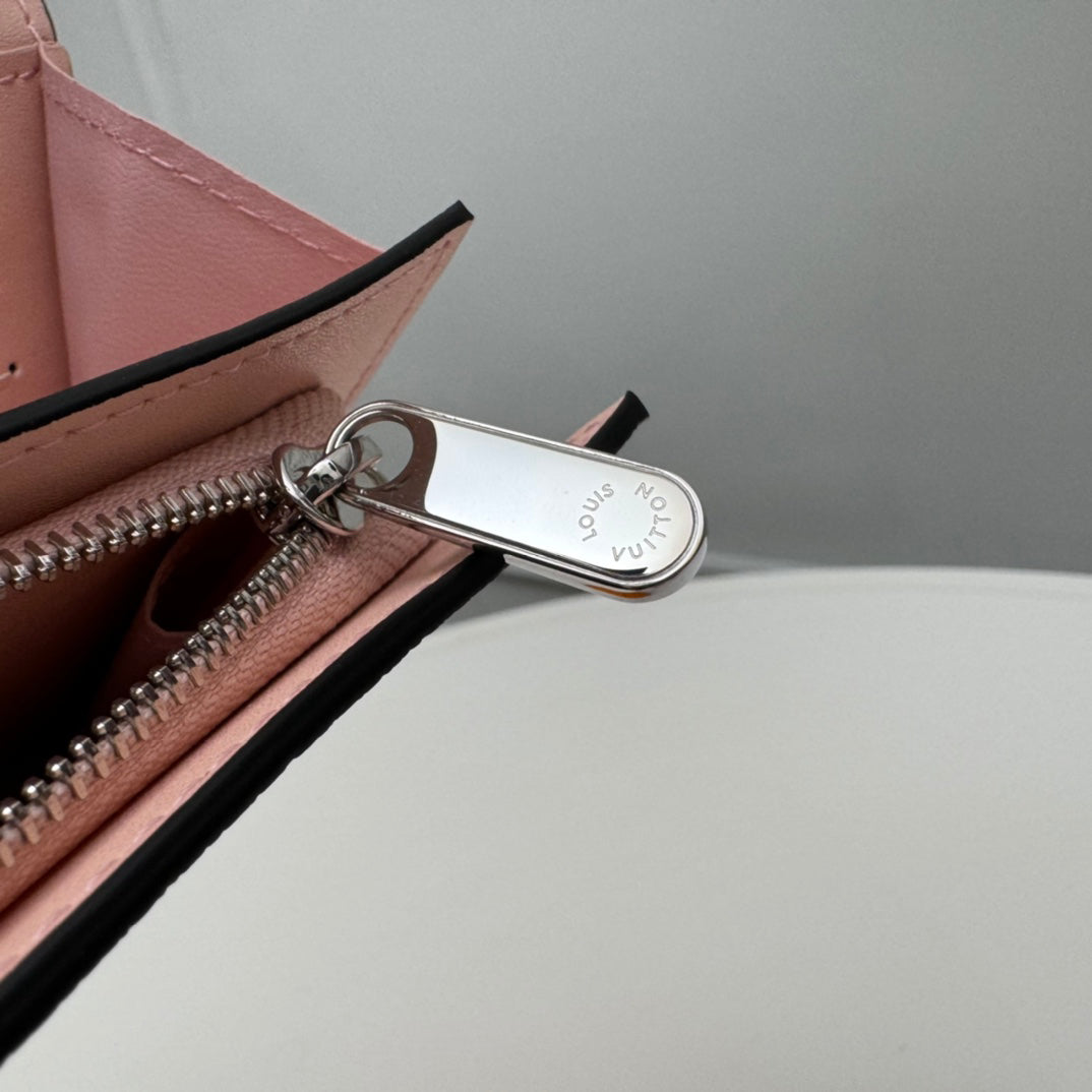Compact Leather Wallet - M82757