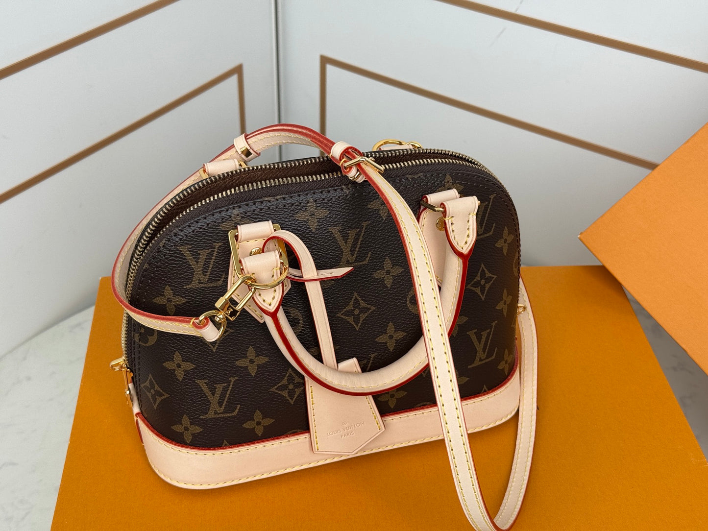 Dome Bag BB M46990
