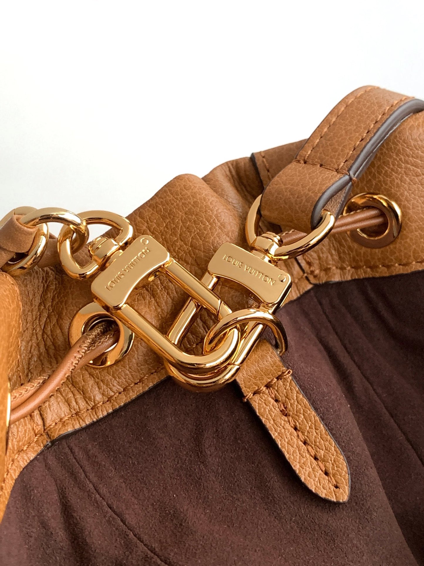 Bucket Bag Trunk M29131