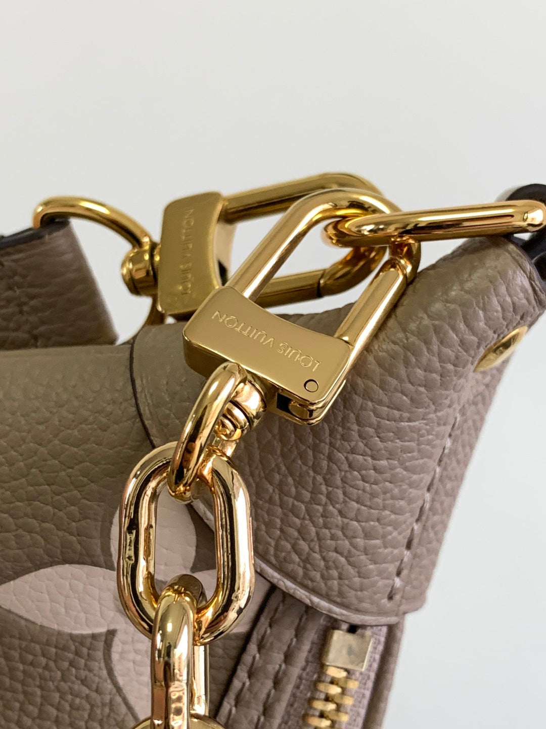 Half Moon Bag Hobo M46738