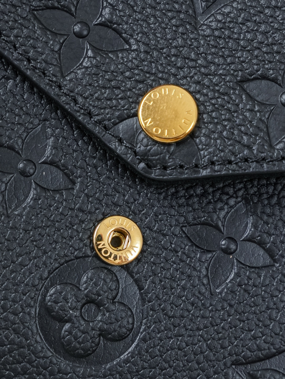 Wallet On Chain M82477