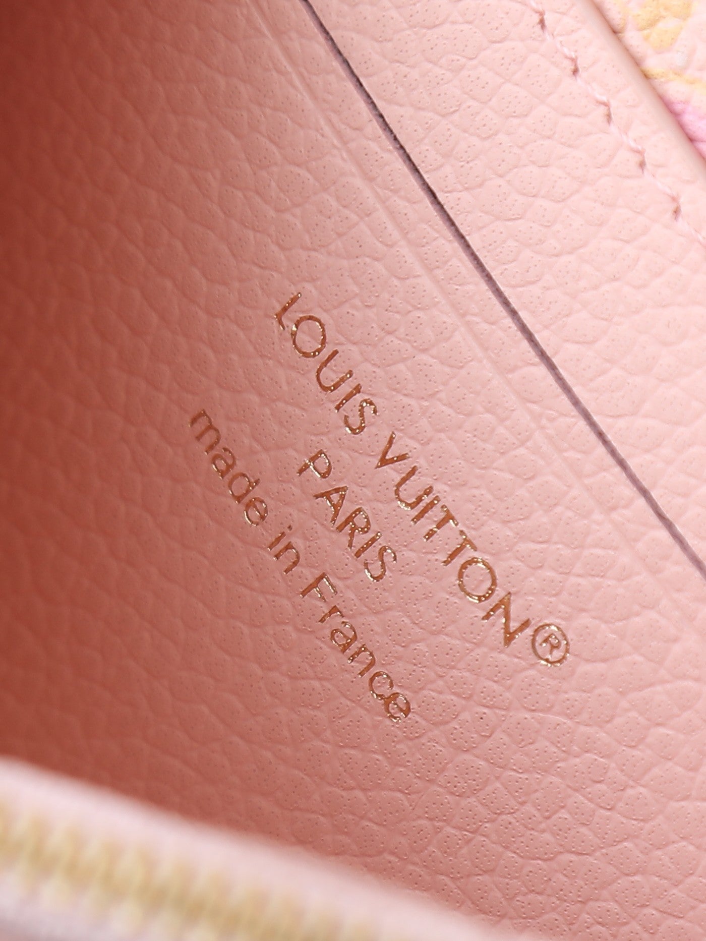 Compact Coin Purse - M29249