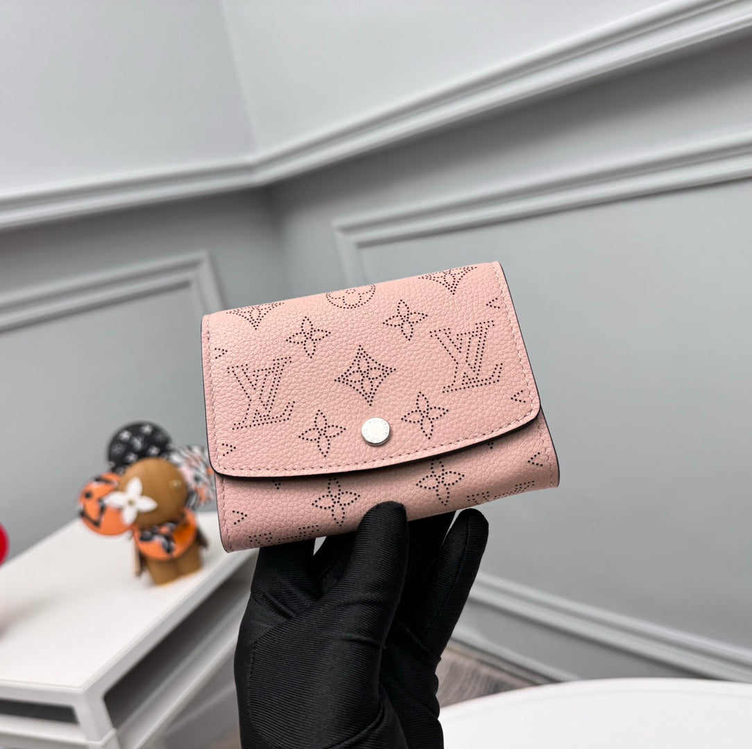 Compact Leather Wallet - M82757
