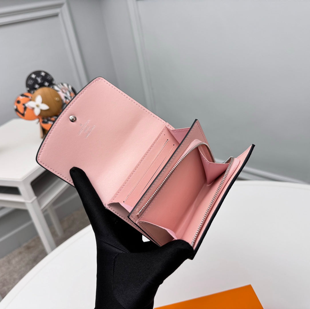 Compact Leather Wallet - M82757