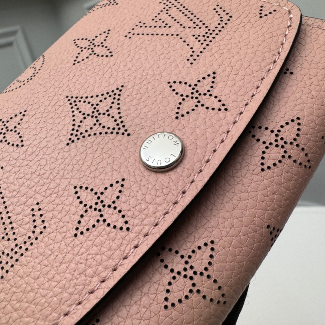 Compact Leather Wallet - M82757