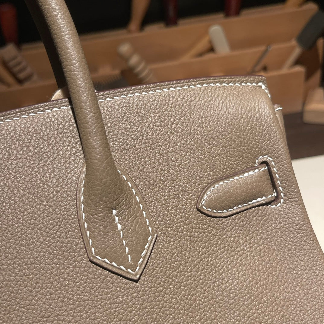 Handmade Etoupe Togo leather top handle bag with silver hardware 30cm detail view 4