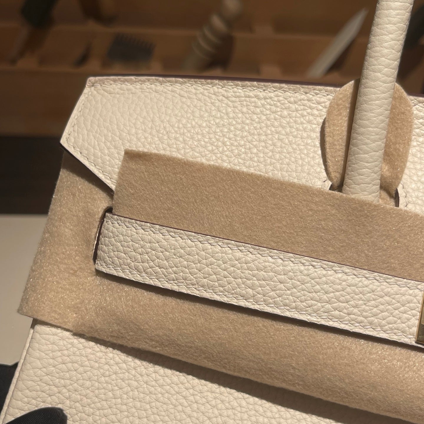 Handmade Cream White Togo leather top handle bag with gold hardware 30cm detail view 4