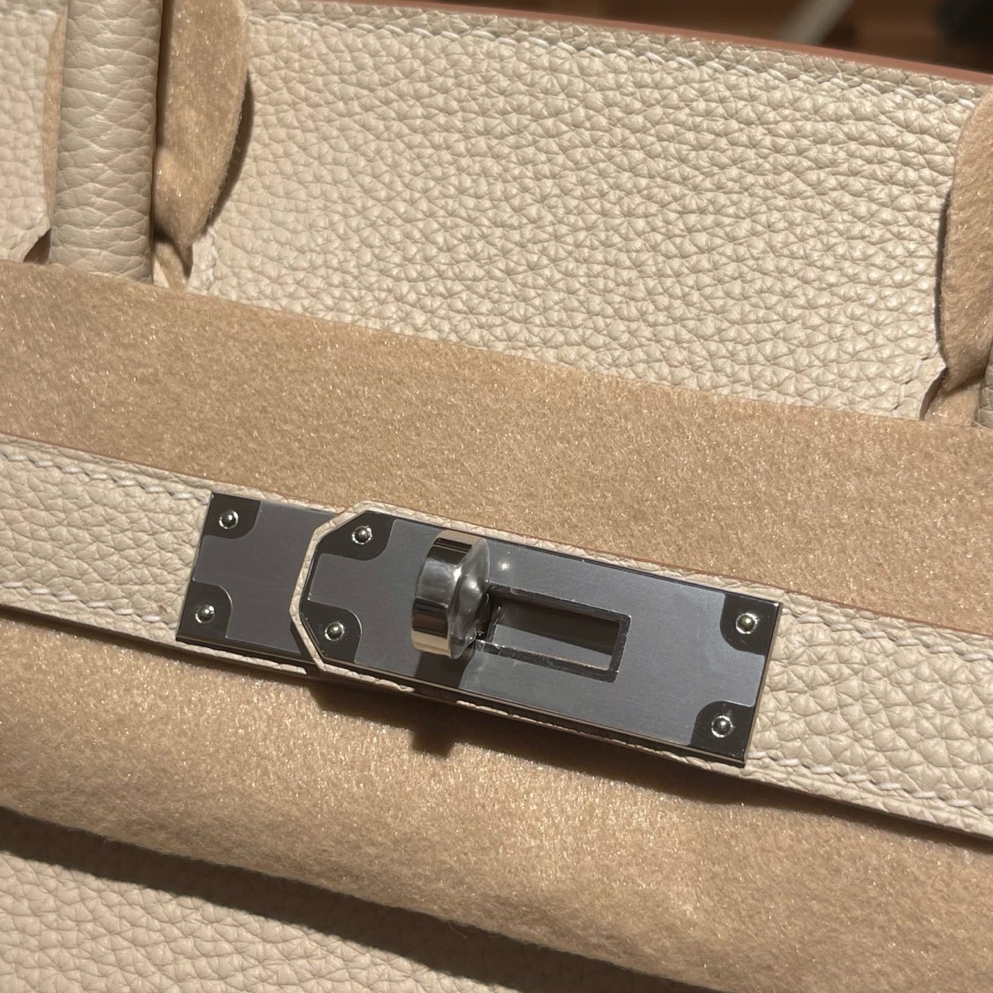 Handmade Milkshake White Togo leather top handle bag with silver hardware 30cm detail view 4