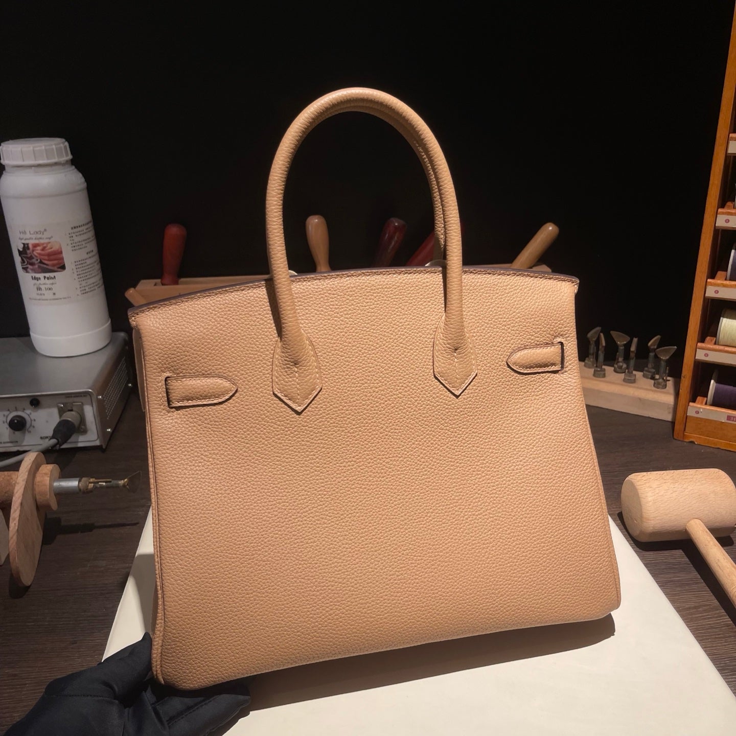 Handmade Milk Tea Togo leather top handle bag with gold hardware 30cm detail view 6