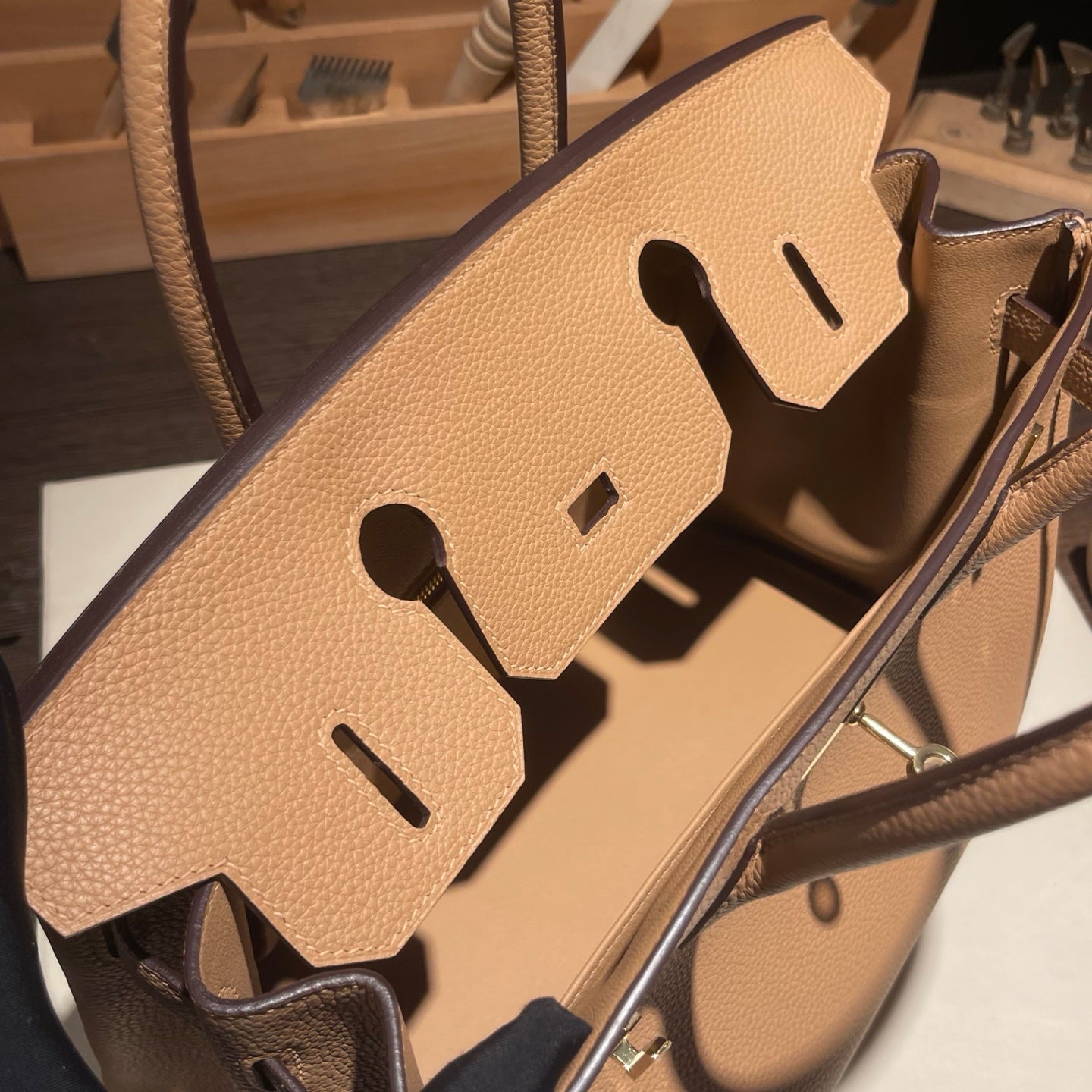 Handmade Milk Tea Togo leather top handle bag with gold hardware 30cm detail view 9