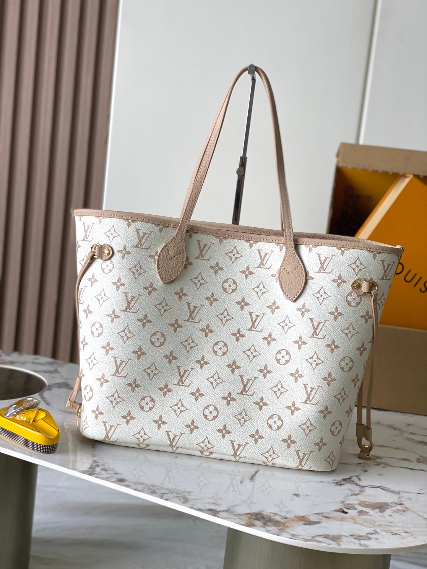 Large Tote Bag MM Inside Out - M25665