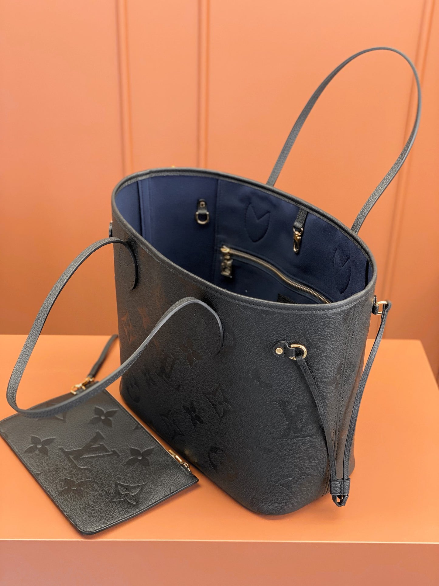 Large Tote Bag M45685