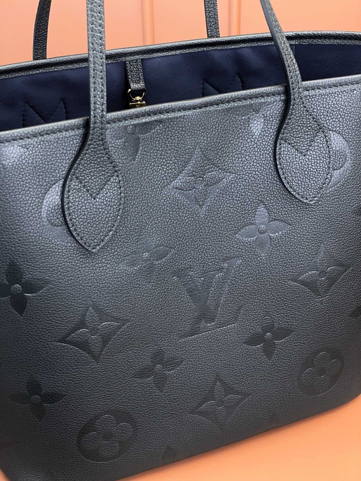 Large Tote Bag M45685