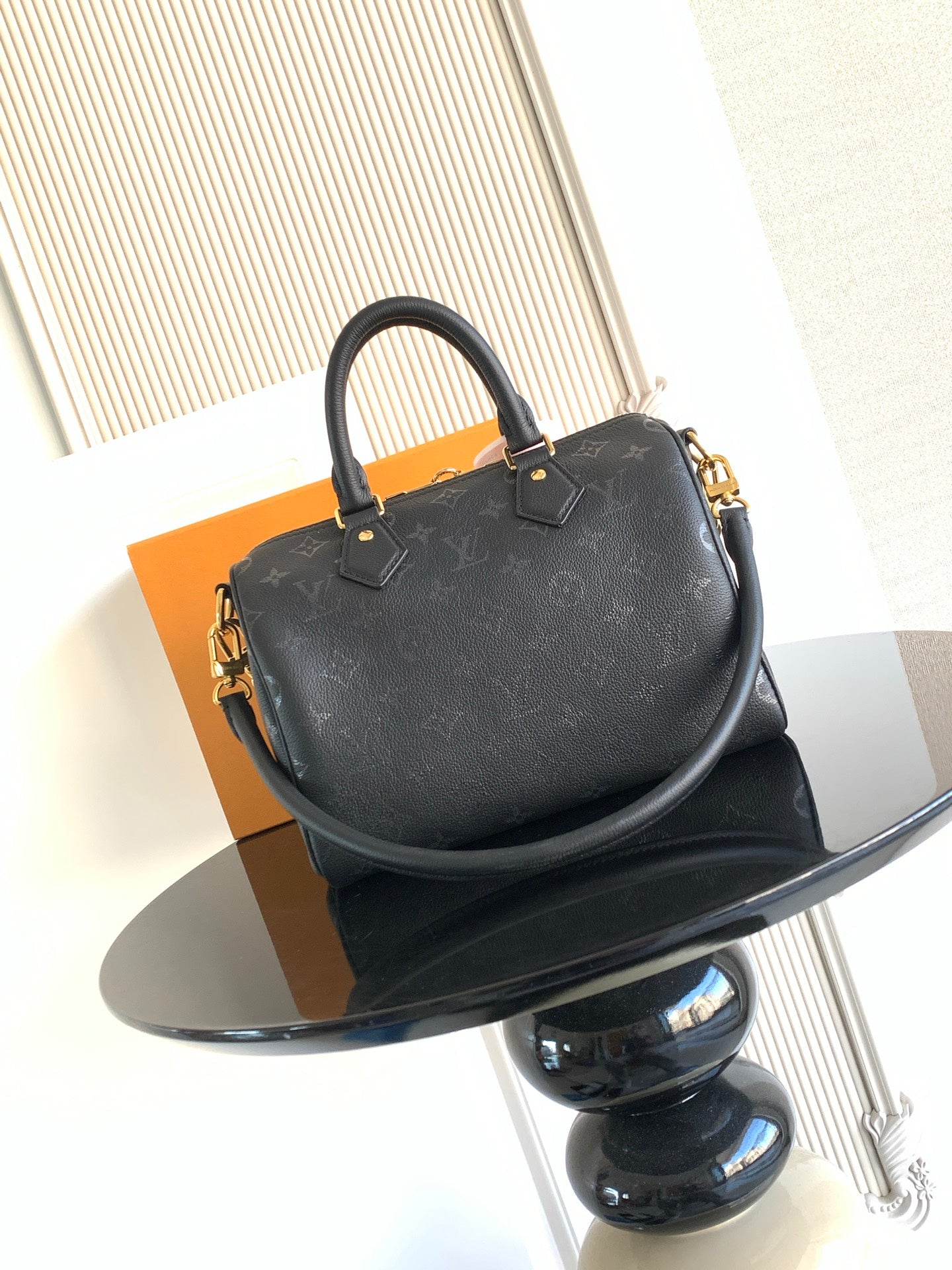 Boston Bag M26486