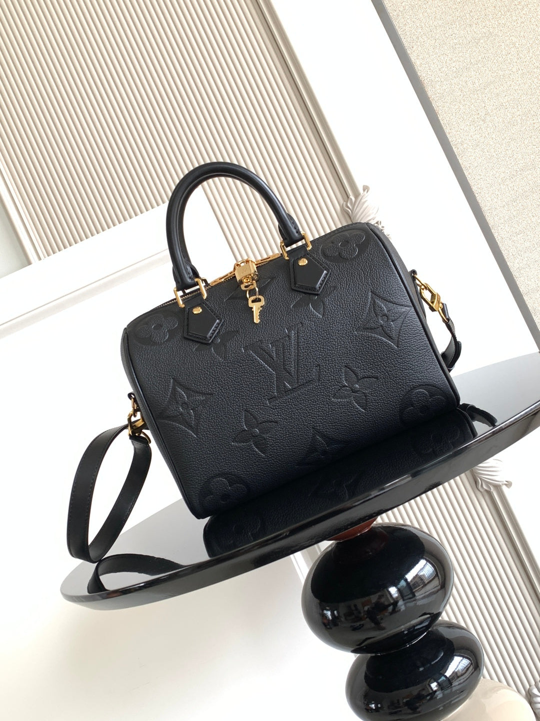 Boston Bag M58951