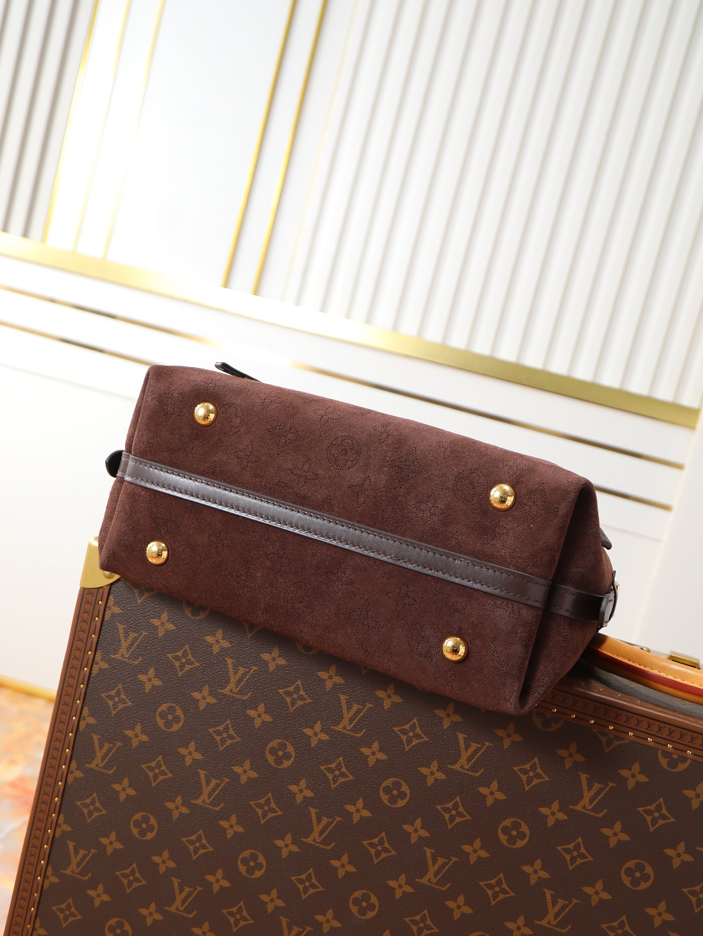 Everyday Shoulder Bag PM - Chocolate Brown