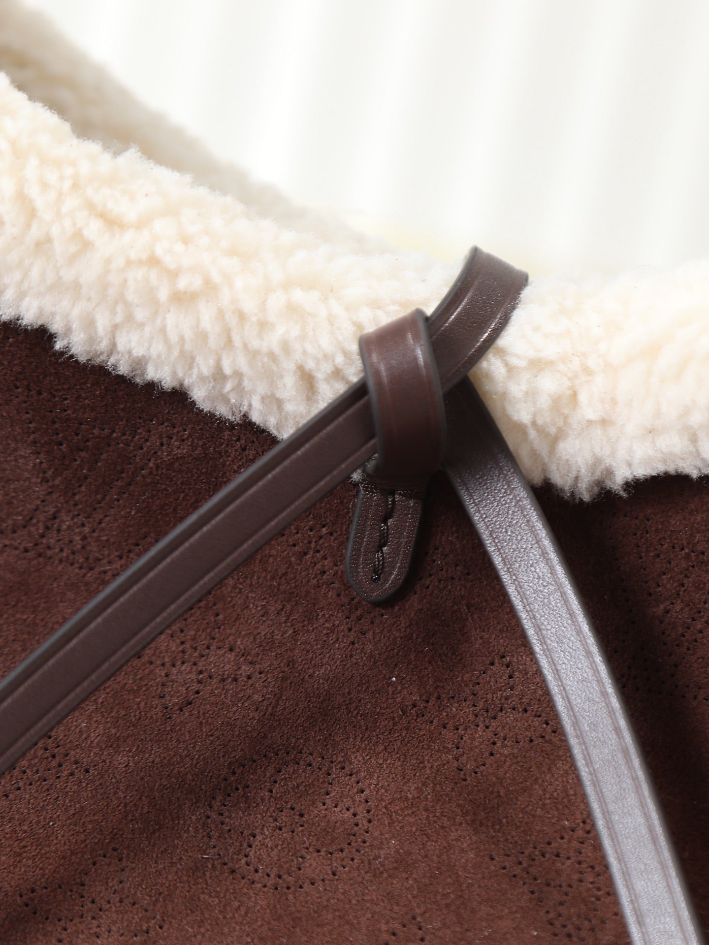 Everyday Shoulder Bag PM - Chocolate Brown