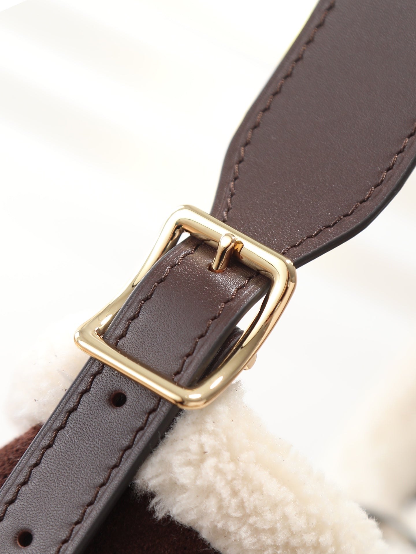 Everyday Shoulder Bag PM - Chocolate Brown