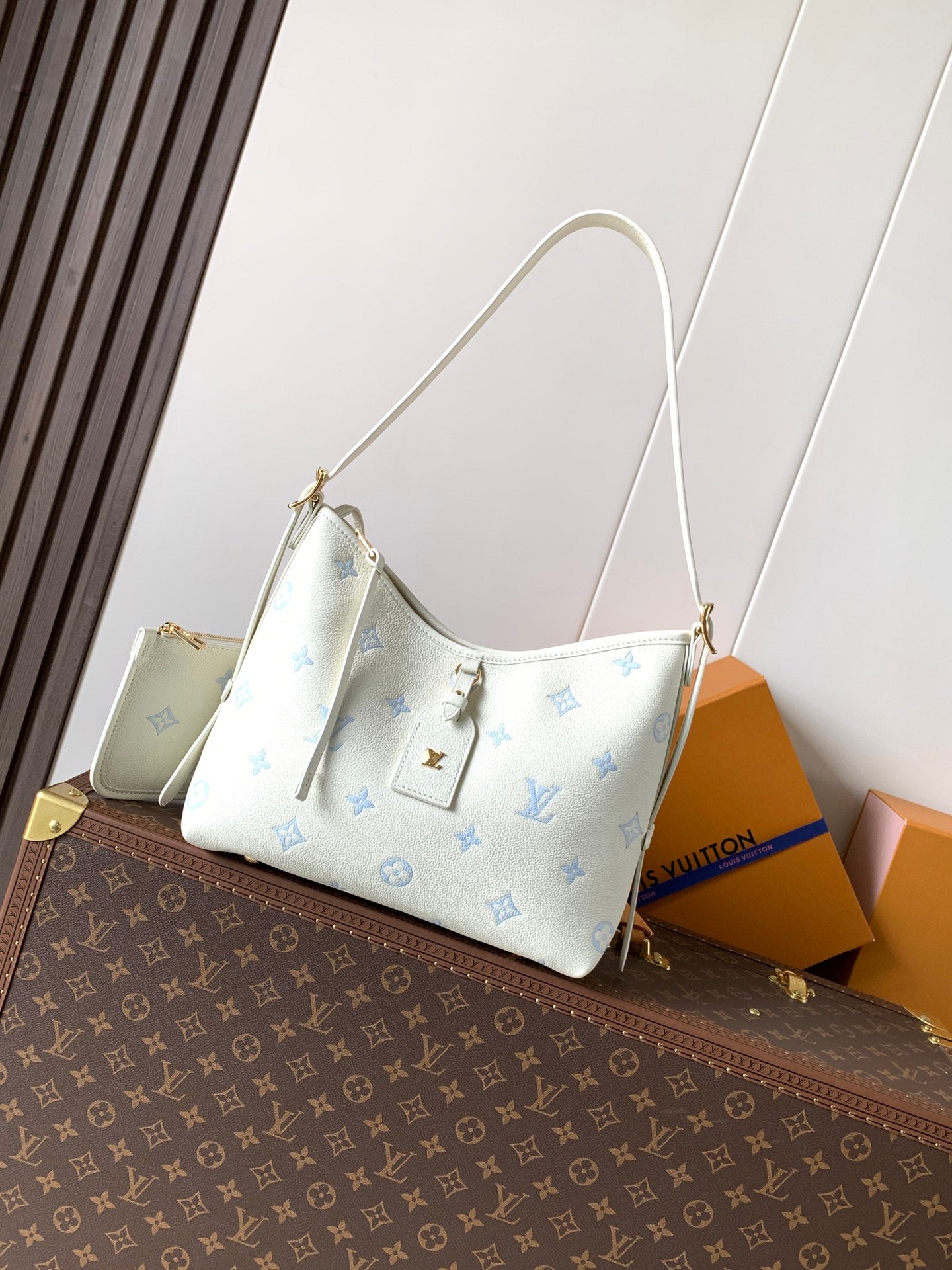 Everyday Shoulder Bag PM - Milky