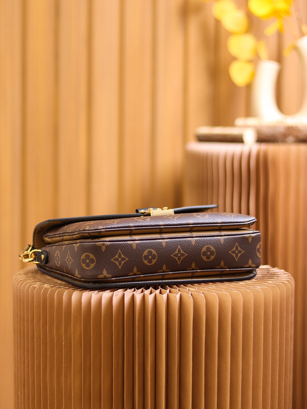 Compact Crossbody Satchel M44876