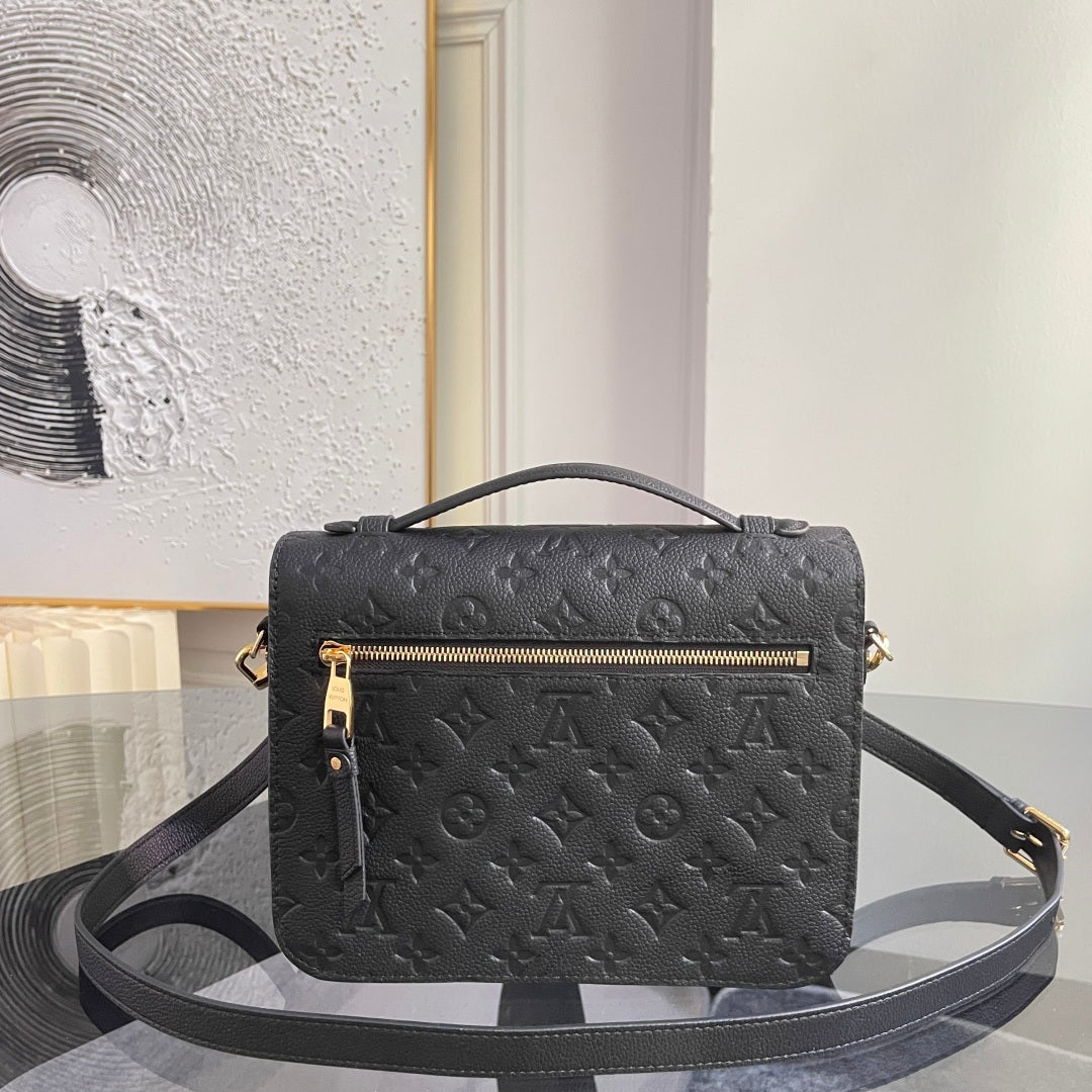 Compact Crossbody Satchel M41487