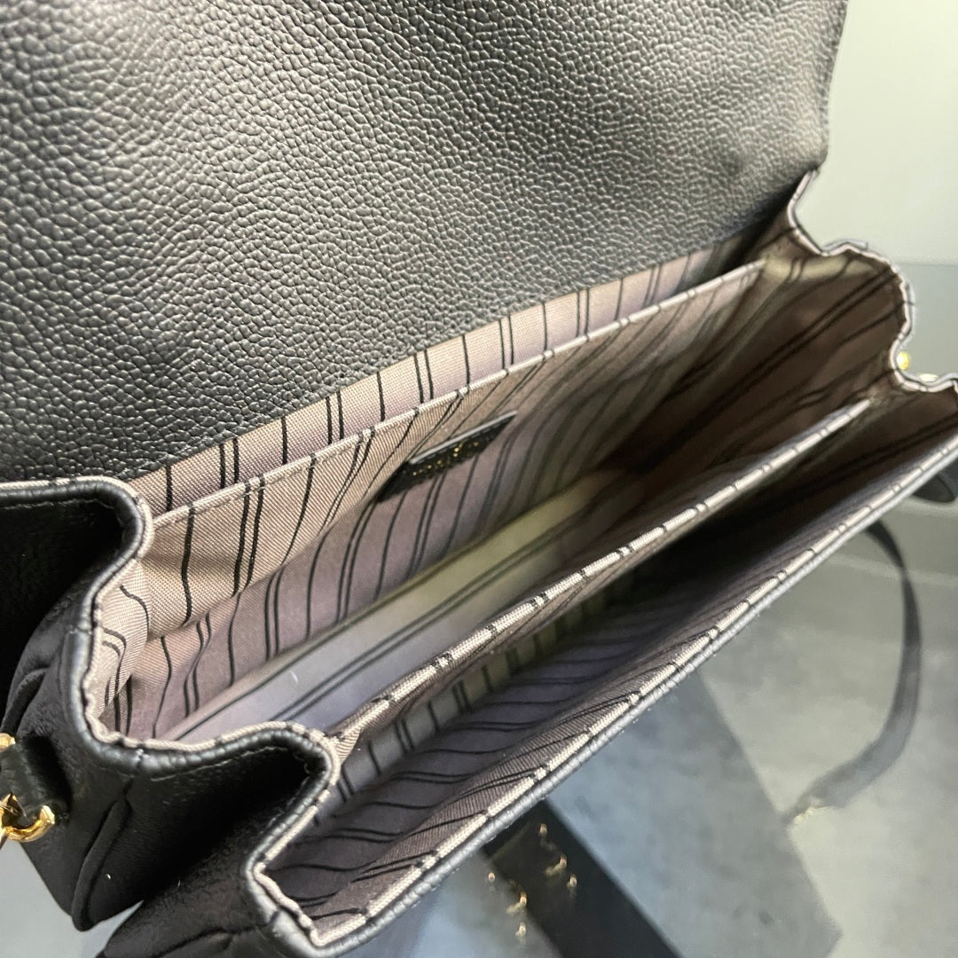 Compact Crossbody Satchel M41487