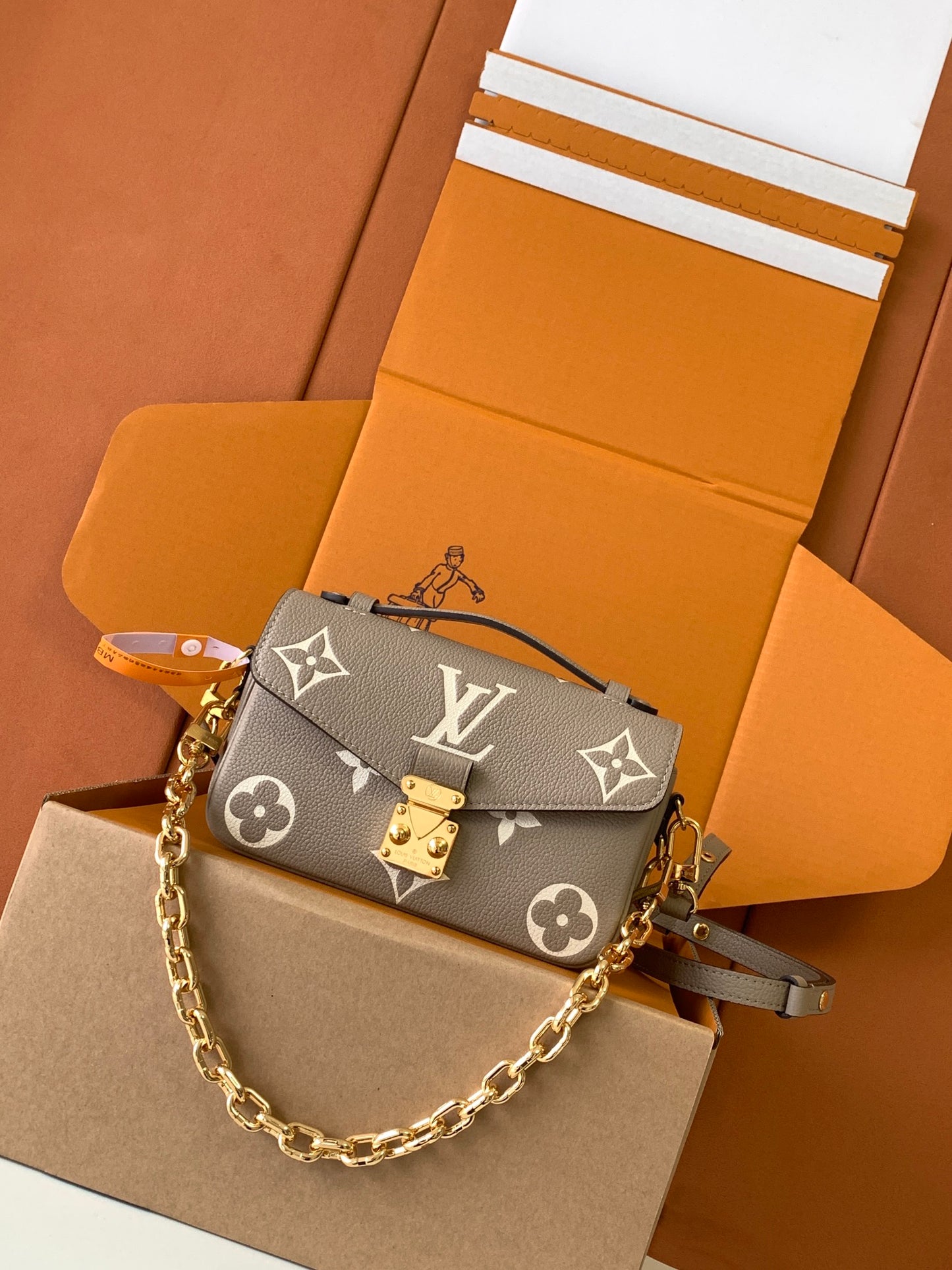 Compact Crossbody Satchel East West M23081