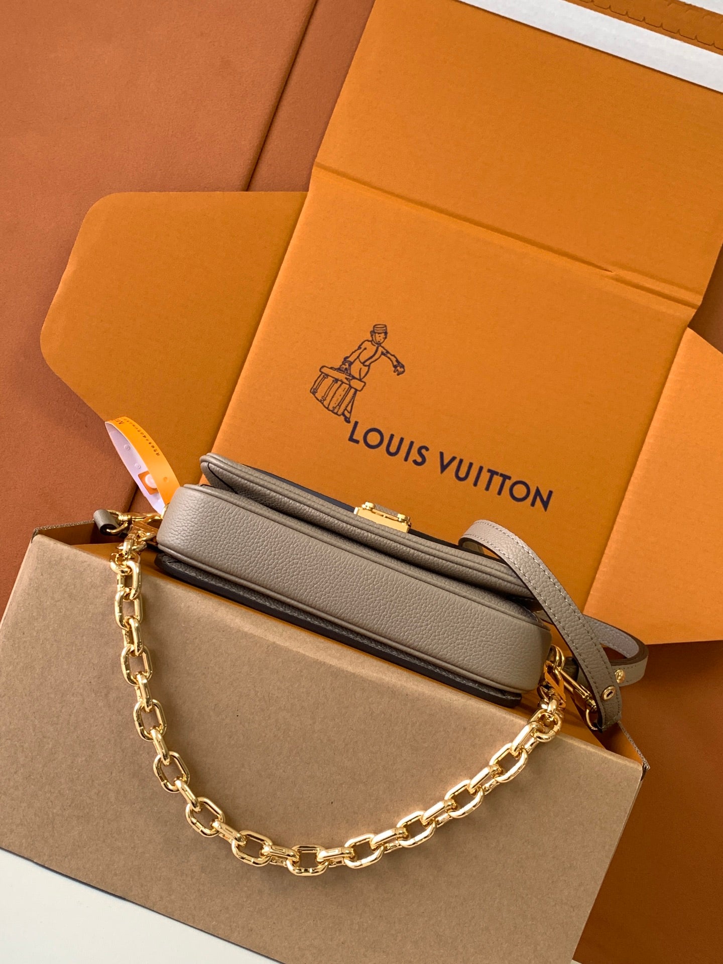 Compact Crossbody Satchel East West M23081