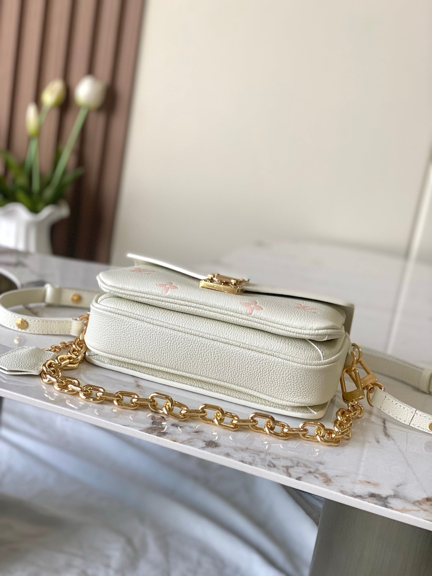 Compact Crossbody Satchel East West M27575