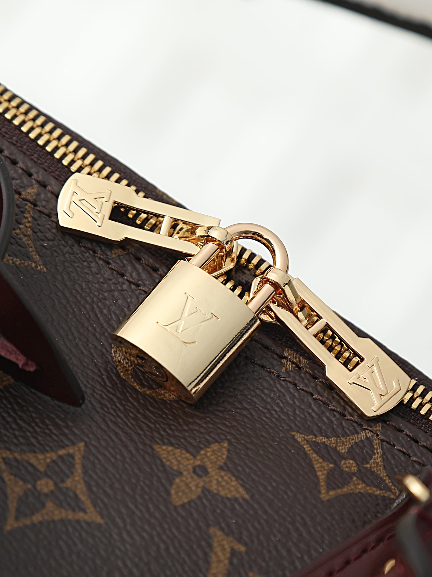 Boston Bag 30 Soft Celebration M28379