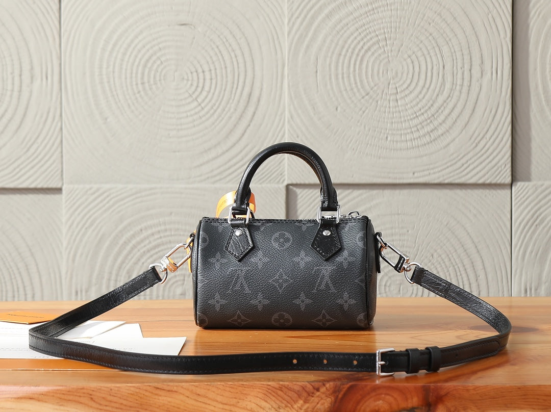 Nano Boston Bag M26573