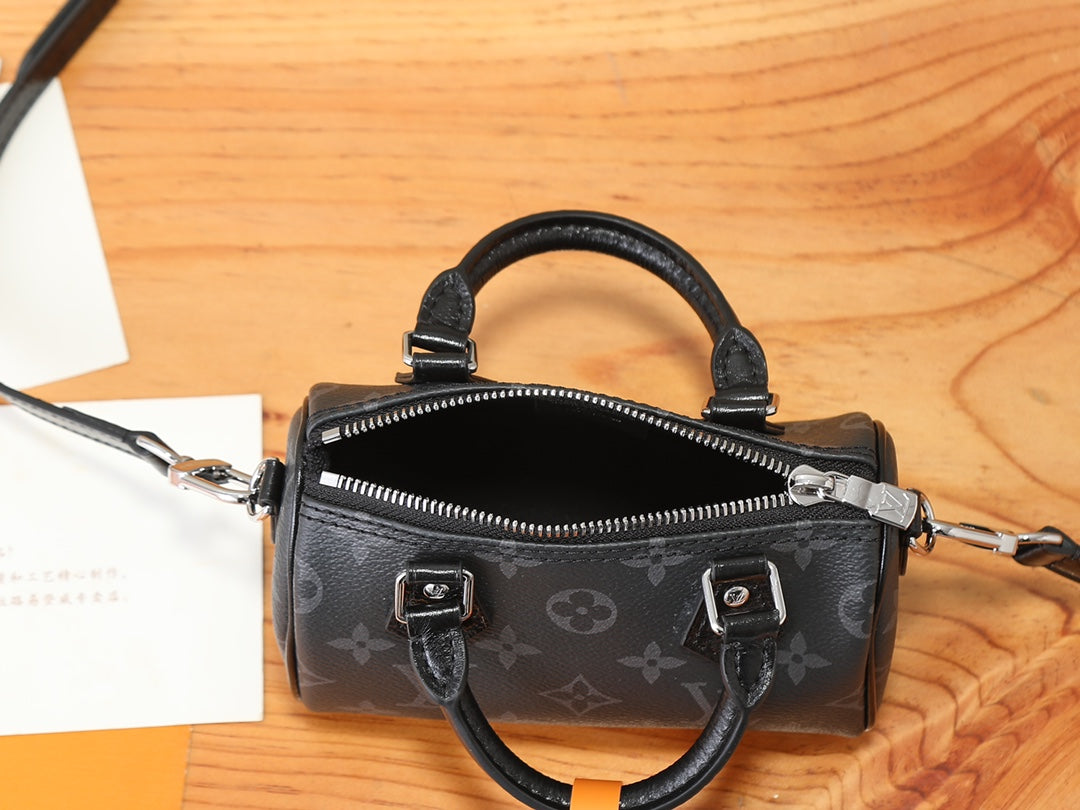 Nano Boston Bag M26573