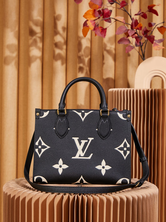 Structured Tote Bag PM M45659