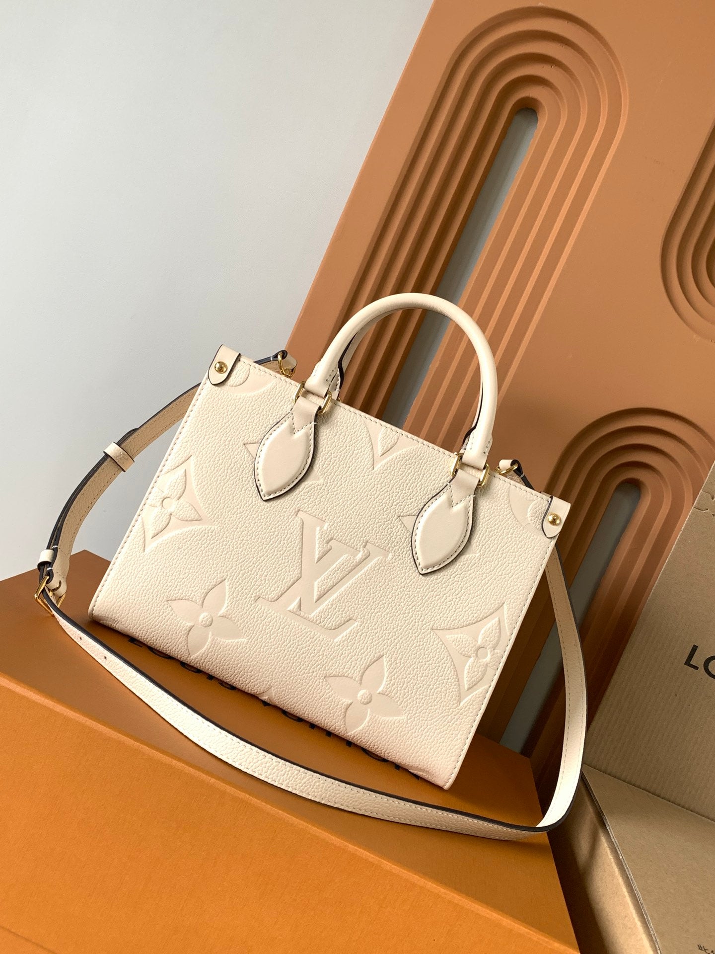 Structured Tote Bag PM M46569