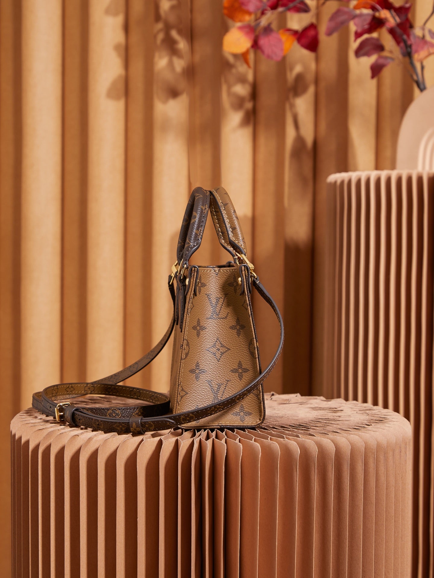 Bolso tote estructurado BB M46839