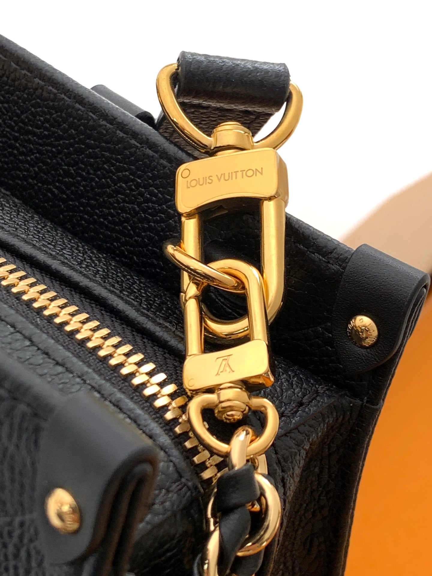 Structured Tote Bag East West M23640
