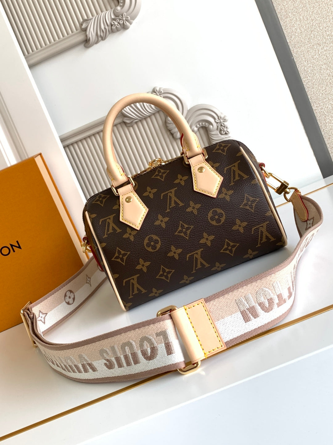 Boston Bag 20 M46222