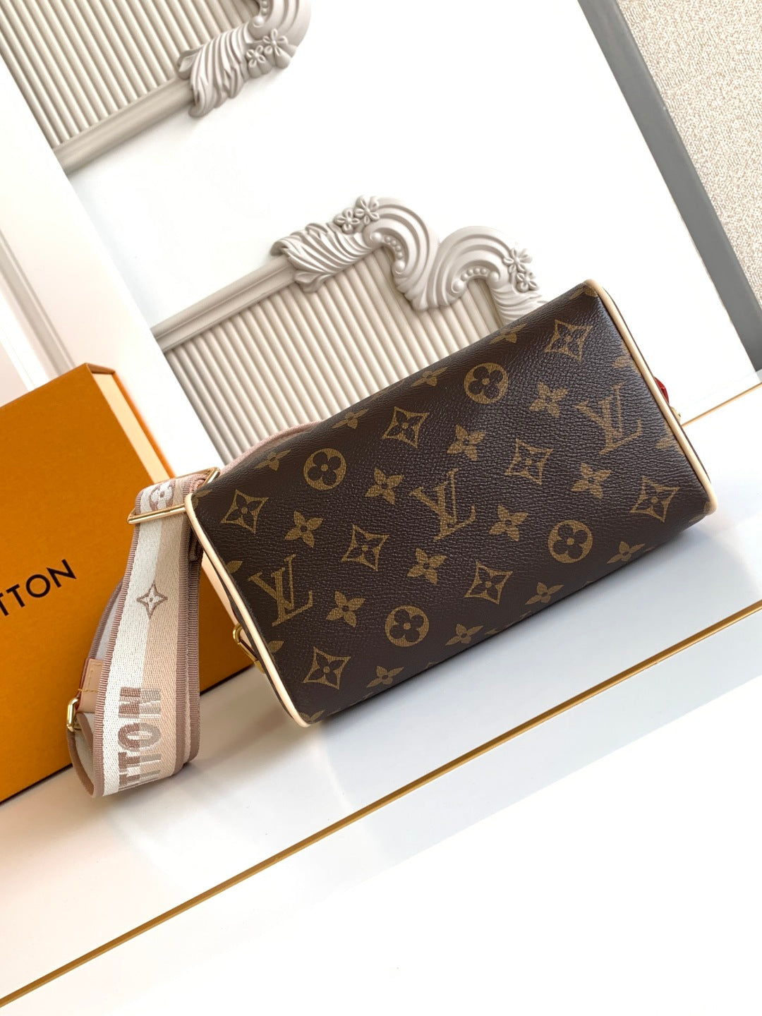Boston Bag 20 M46222