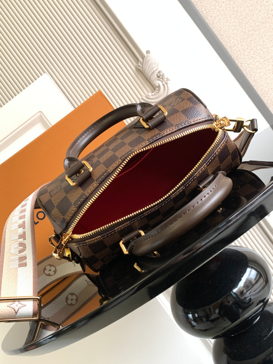 Boston Bag 20 N40489