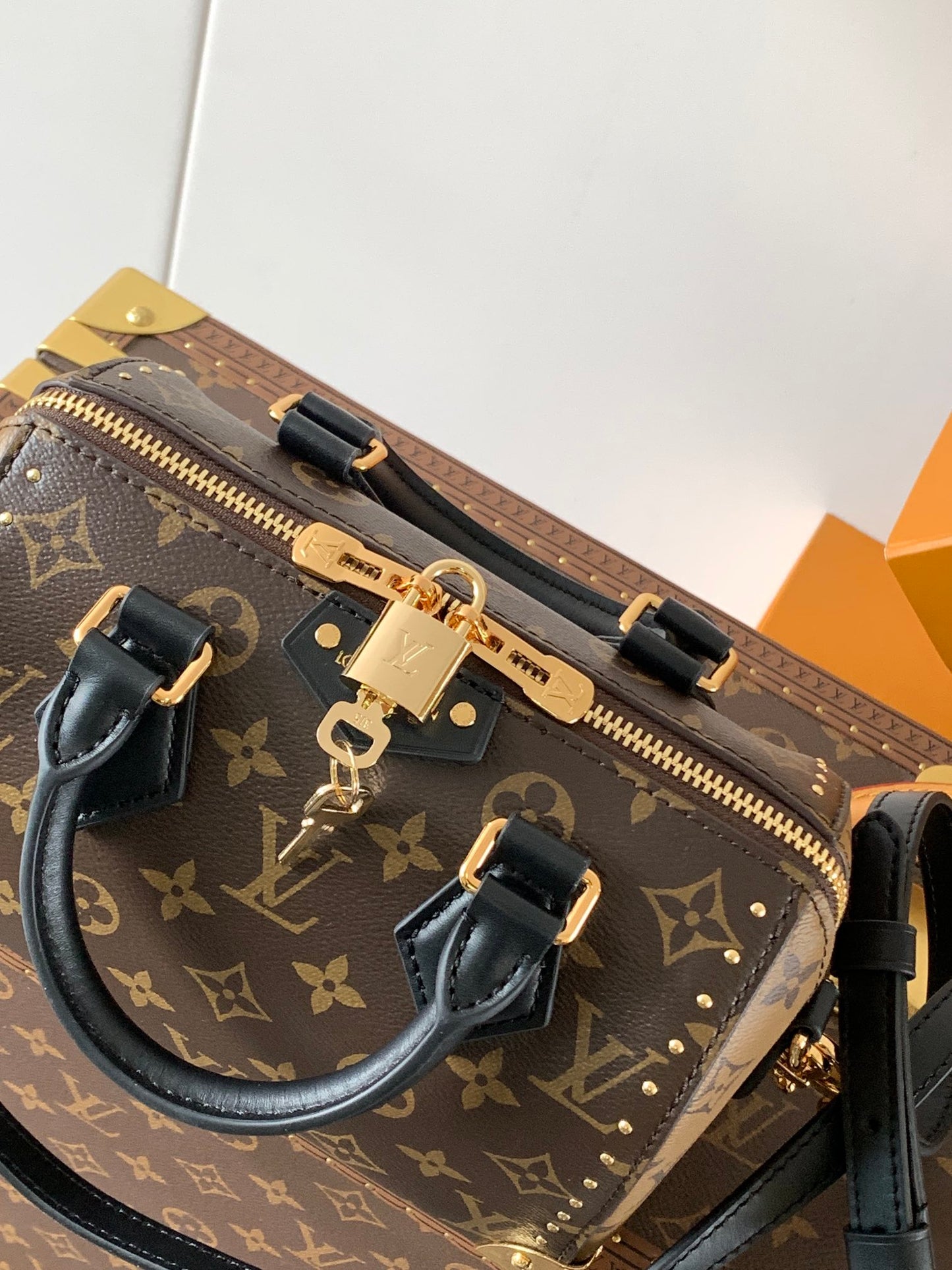Boston Trunk Bag 20 M13146