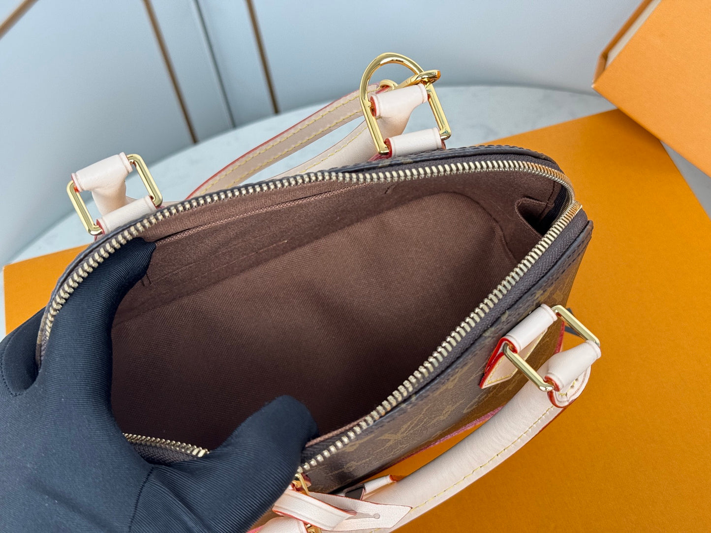 Dome Bag BB M46990