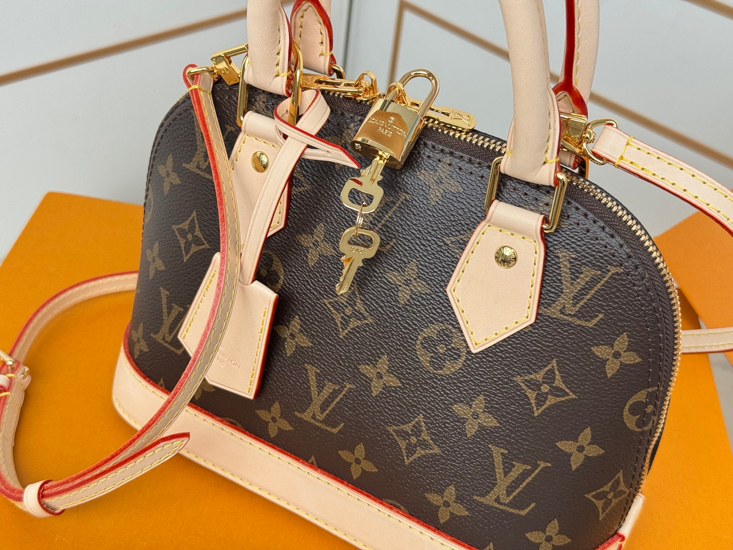 Dome Bag BB M46990