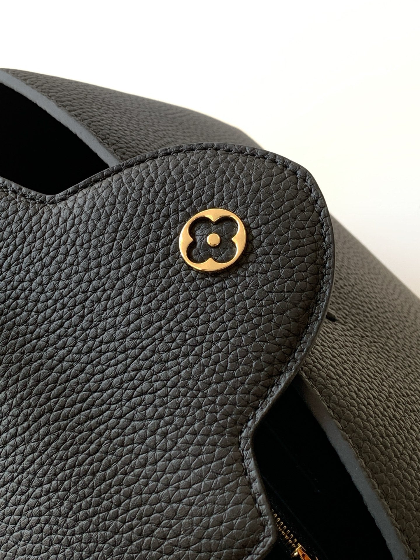 Top Handle Bag MM M24727