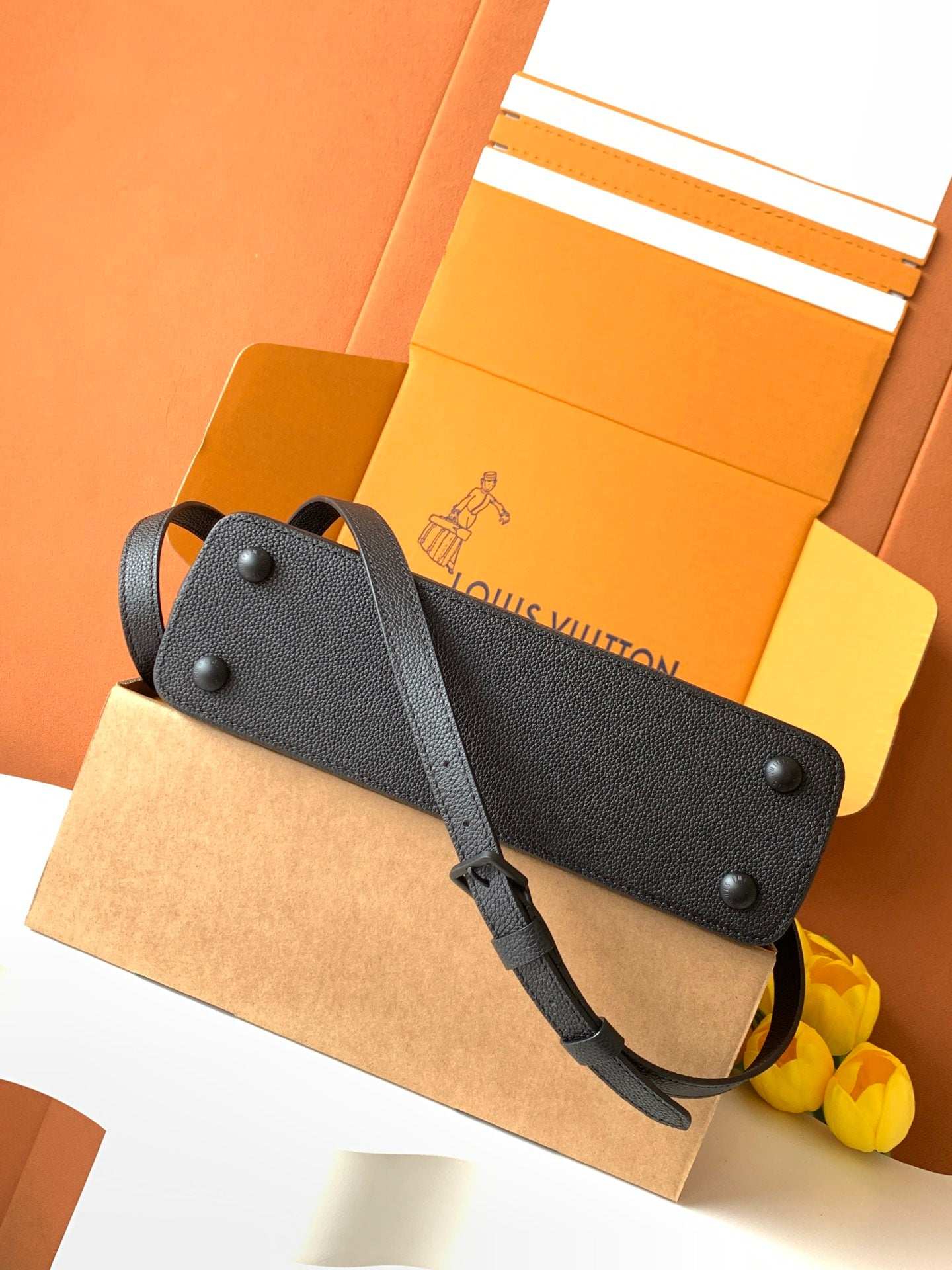 Top Handle Bag MM M23947