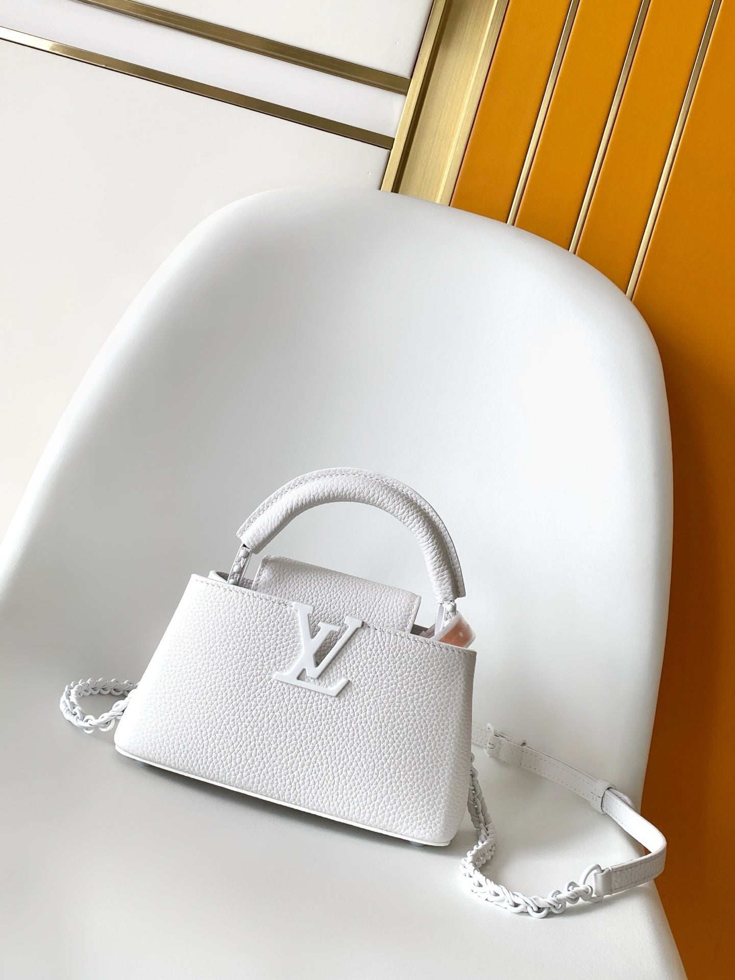 Top Handle Bag MM M23948