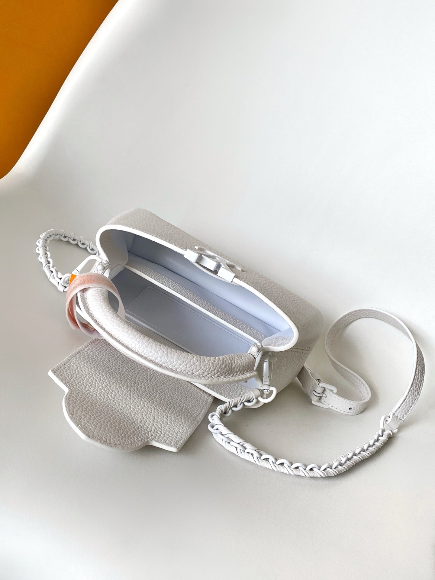 Top Handle Bag MM M23948