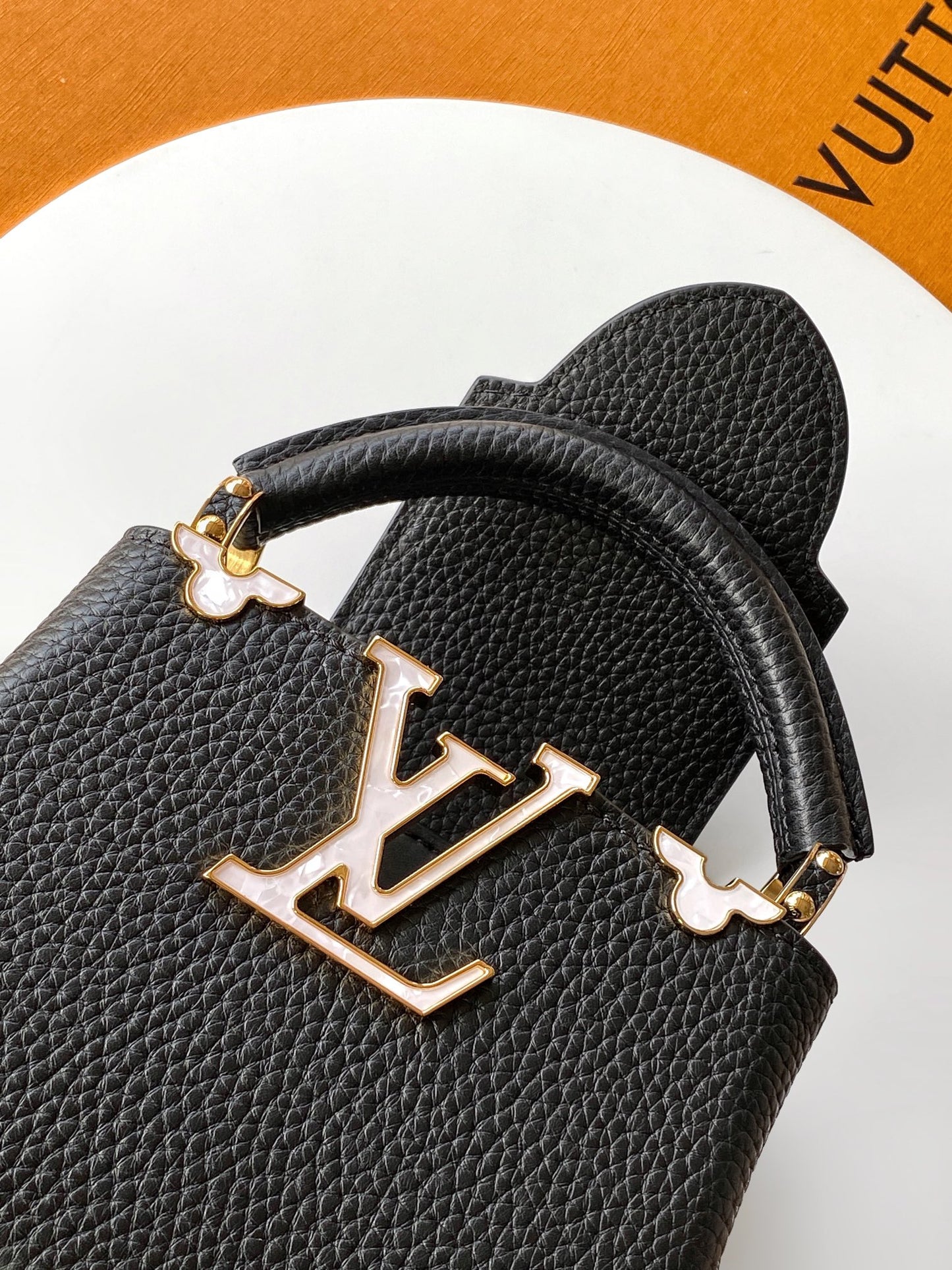 Top Handle Bag Nano M10166
