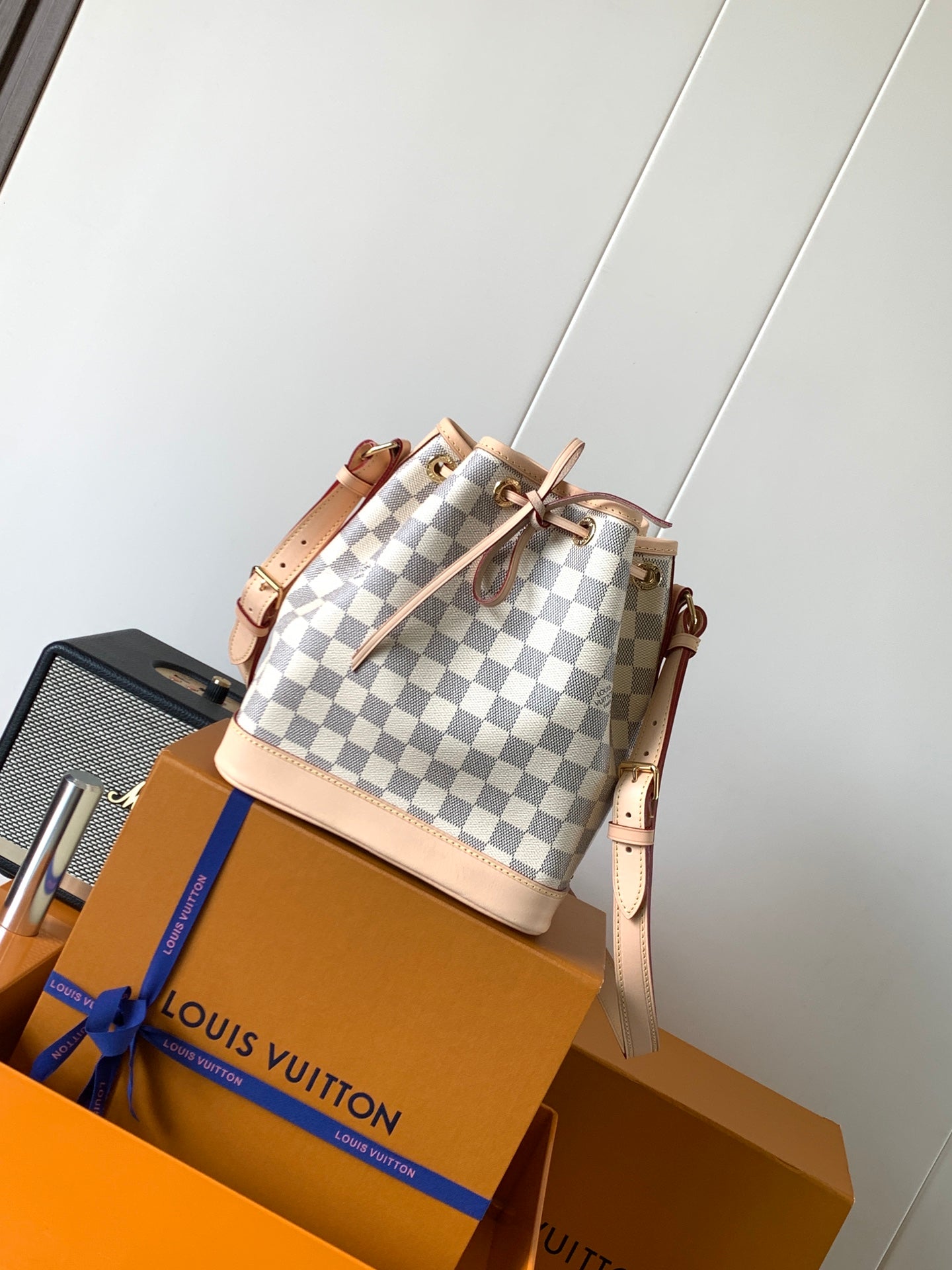 Bucket Bag BB N40594