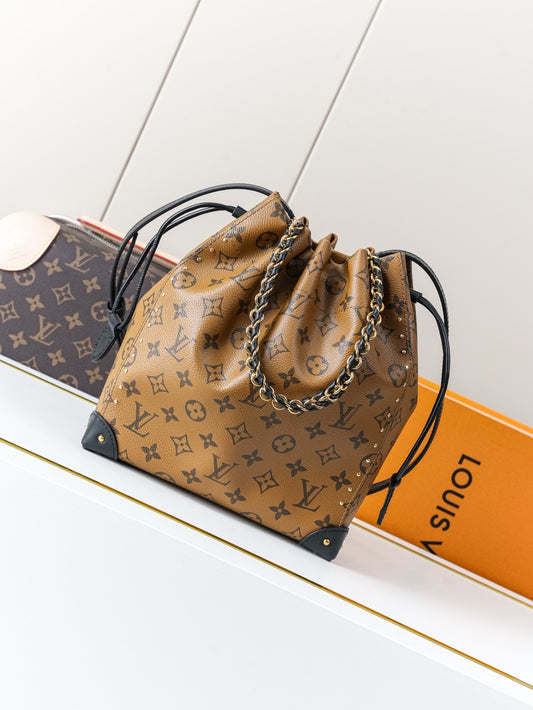 Bucket Bag Trunk PM M13324