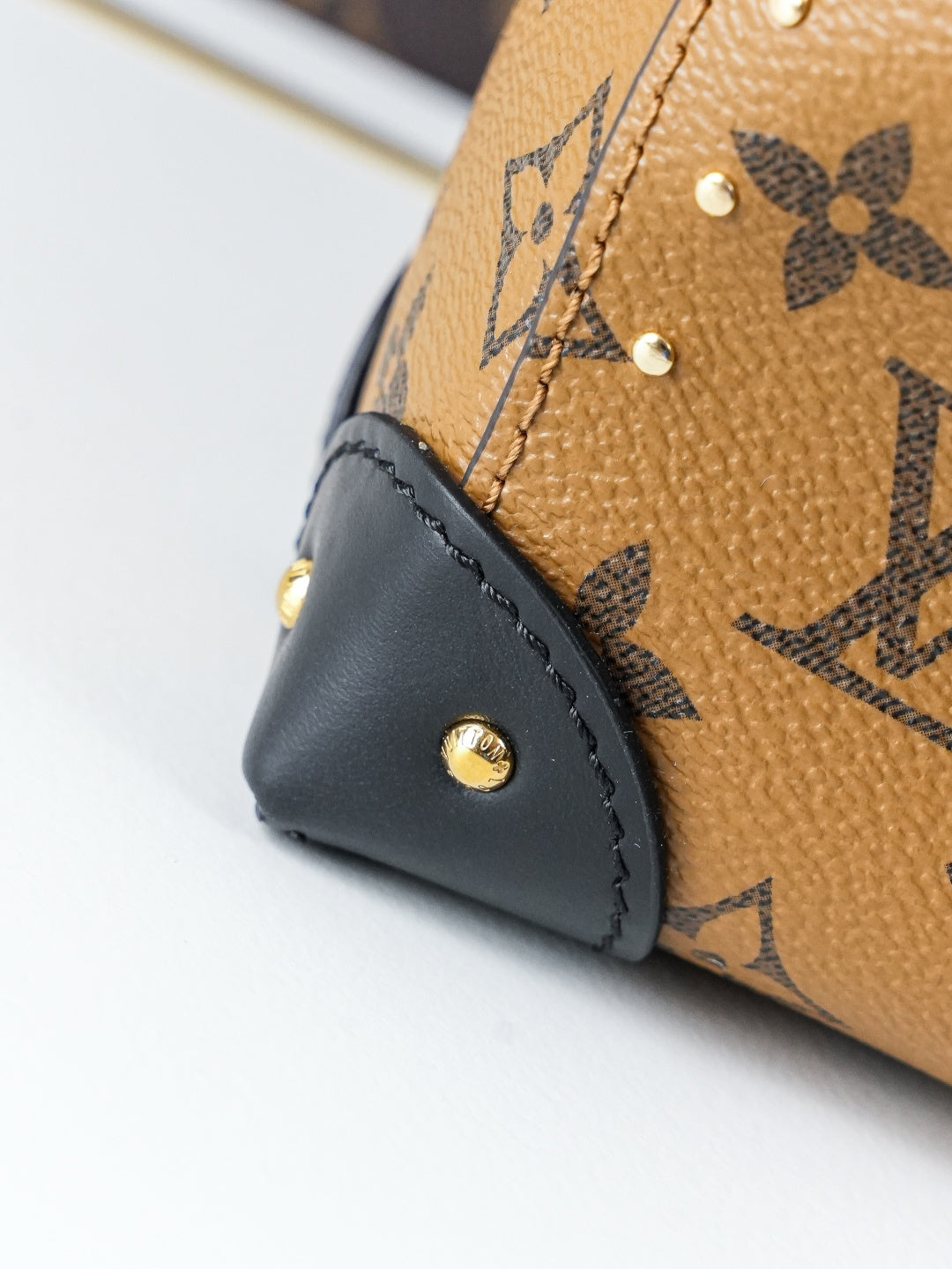 Bucket Bag Trunk PM M13324